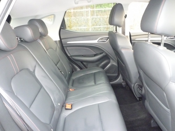 Exclusive 1.5 VTi-TECH