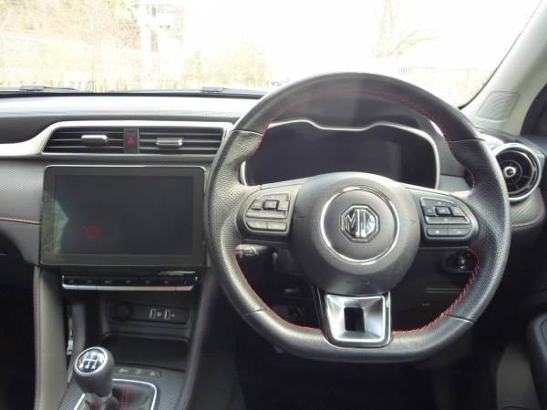 Exclusive 1.5 VTi-TECH