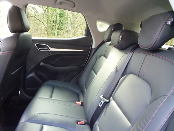 Exclusive 1.5 VTi-TECH