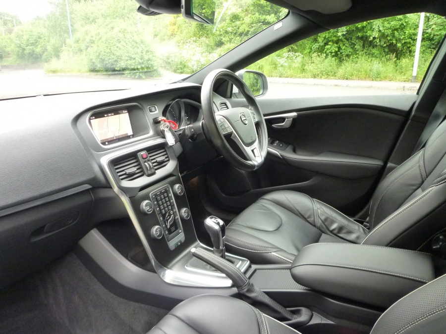 R-Design Edition 2.0 T3