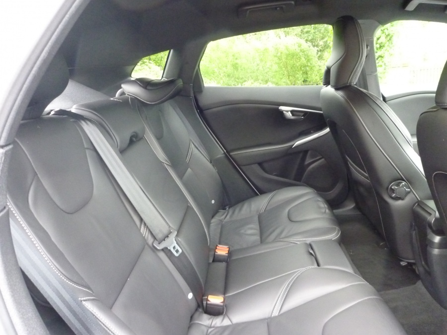 R-Design Edition 2.0 T3