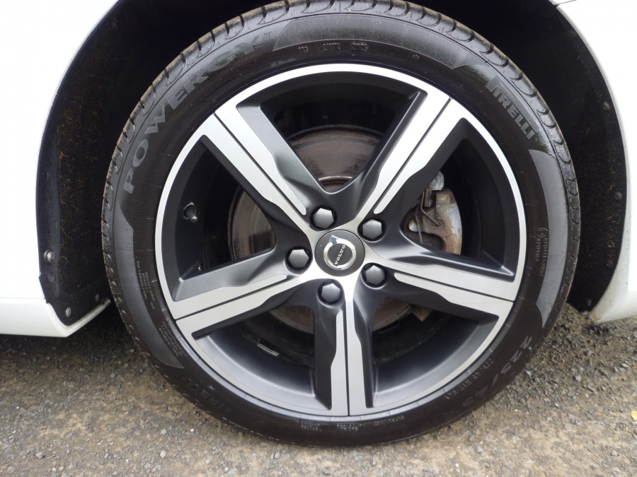 R-Design Edition 2.0 T3