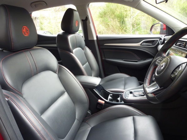 Exclusive 1.0 T-GDi auto