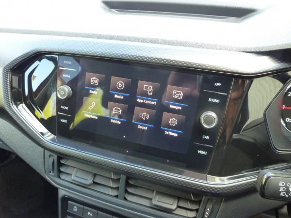 SE 1.0 TSi DSG