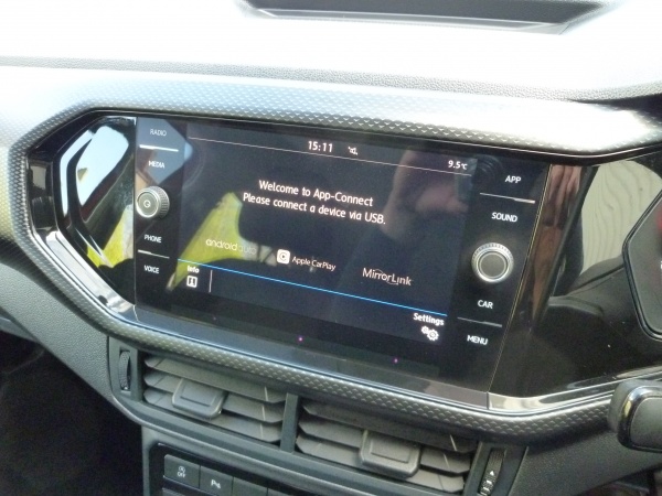 SE 1.0 TSi DSG