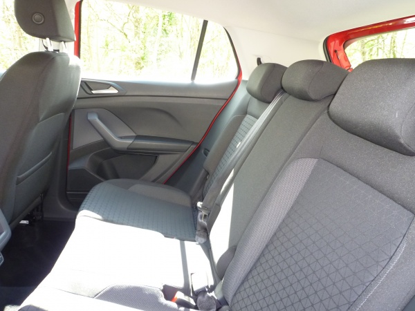 SE 1.0 TSi DSG
