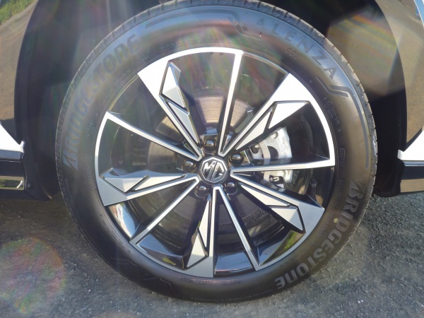 Trophy 1.5 T-GDi DCT