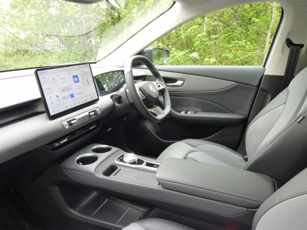 Trophy 64 kWh