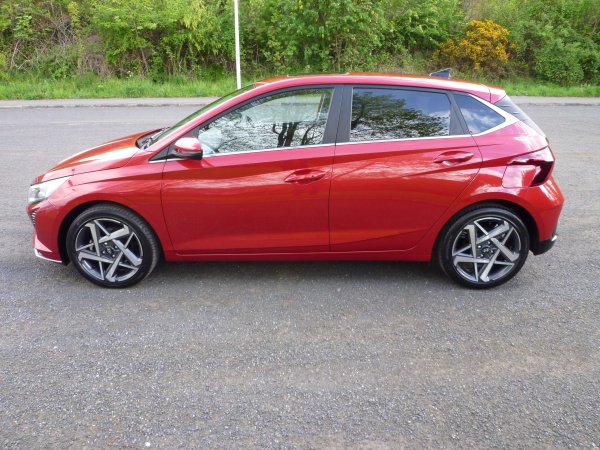 Ultimate 1.0 T-GDi automatic