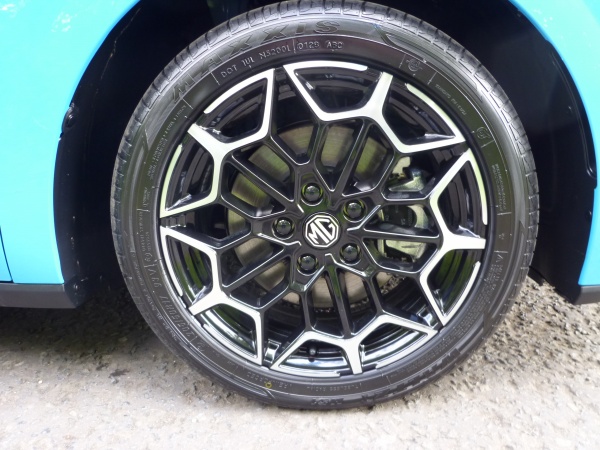 Premium Long Range 53.9 kWh