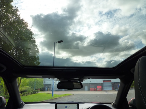 Excel 1.5 HEV CVT