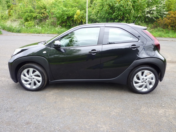 Pure 1.0 VVT-i automatic