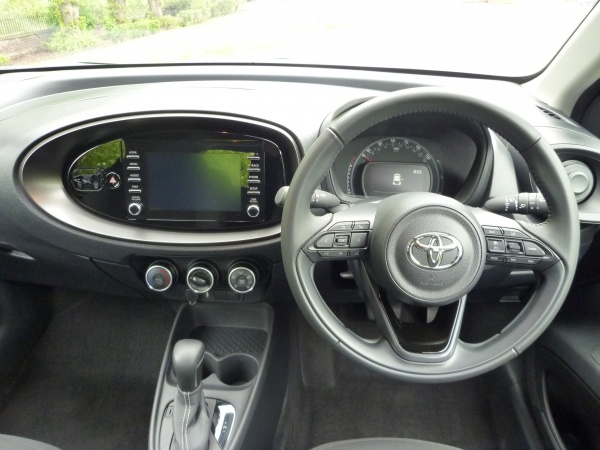 Pure 1.0 VVT-i automatic