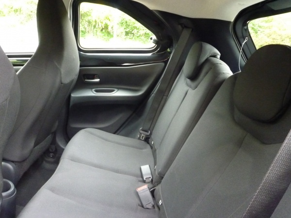Pure 1.0 VVT-i automatic