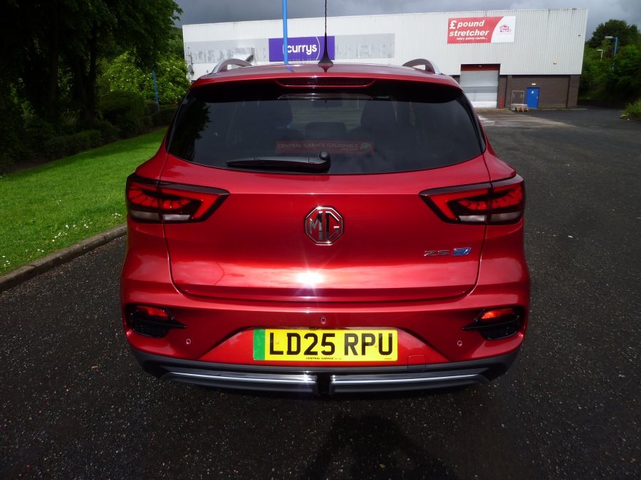 Trophy Standard Range 51.1 kWh
