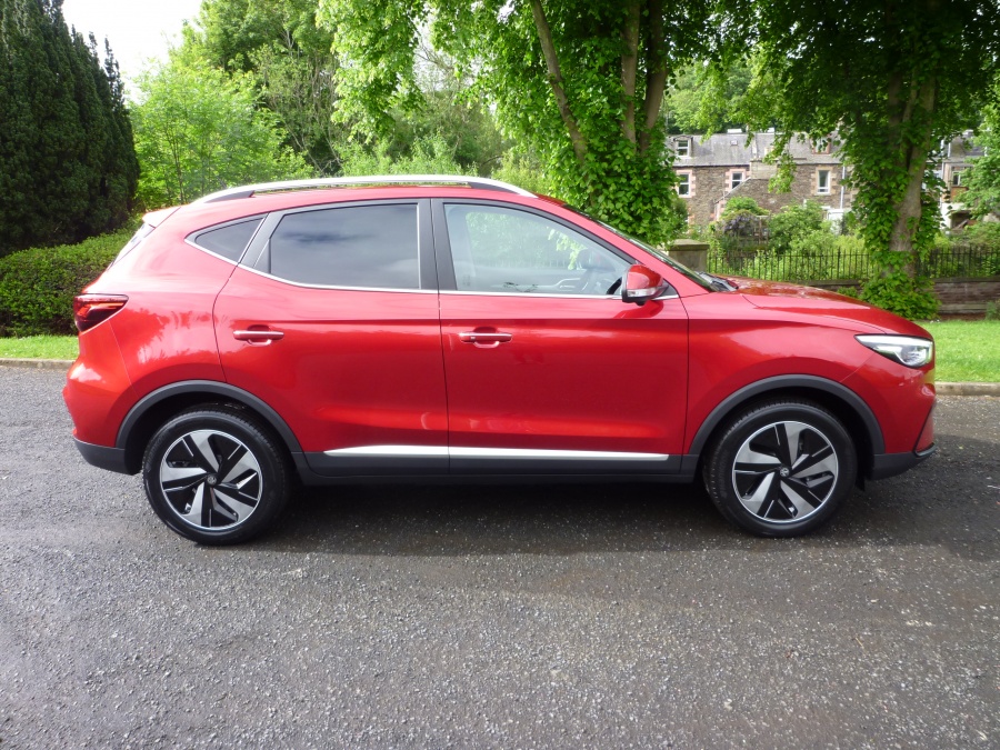 Trophy Standard Range 51.1 kWh