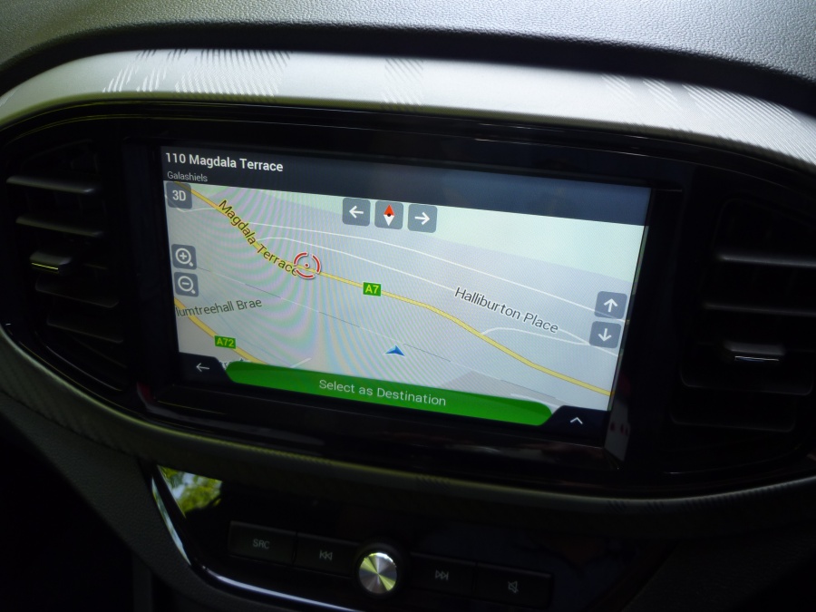Exclusive Nav 1.5 VTi-TECH