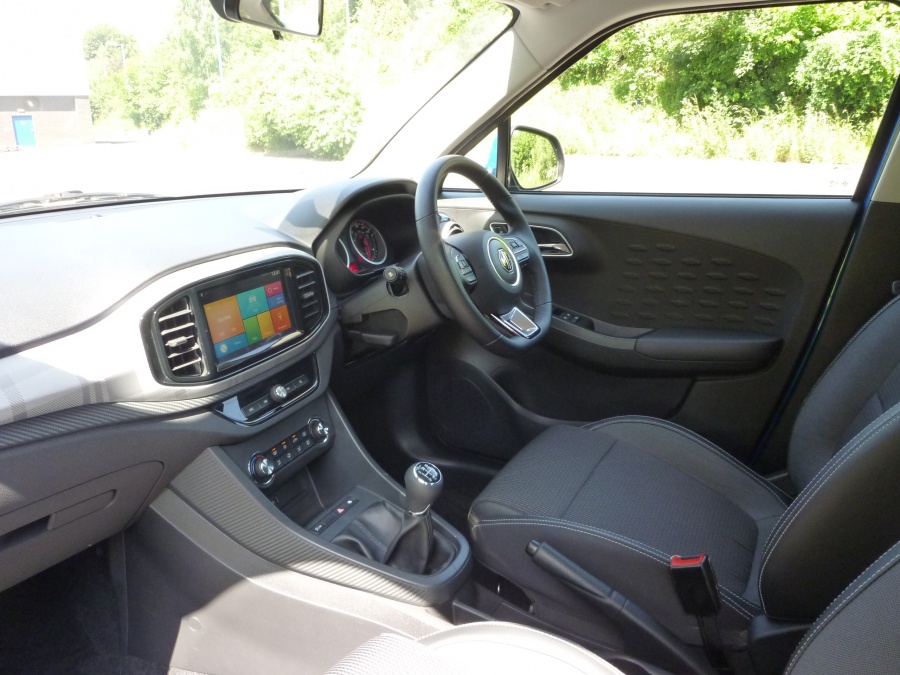 Exclusive Nav 1.5 VTi-TECH