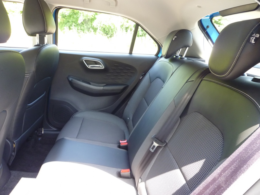 Exclusive Nav 1.5 VTi-TECH
