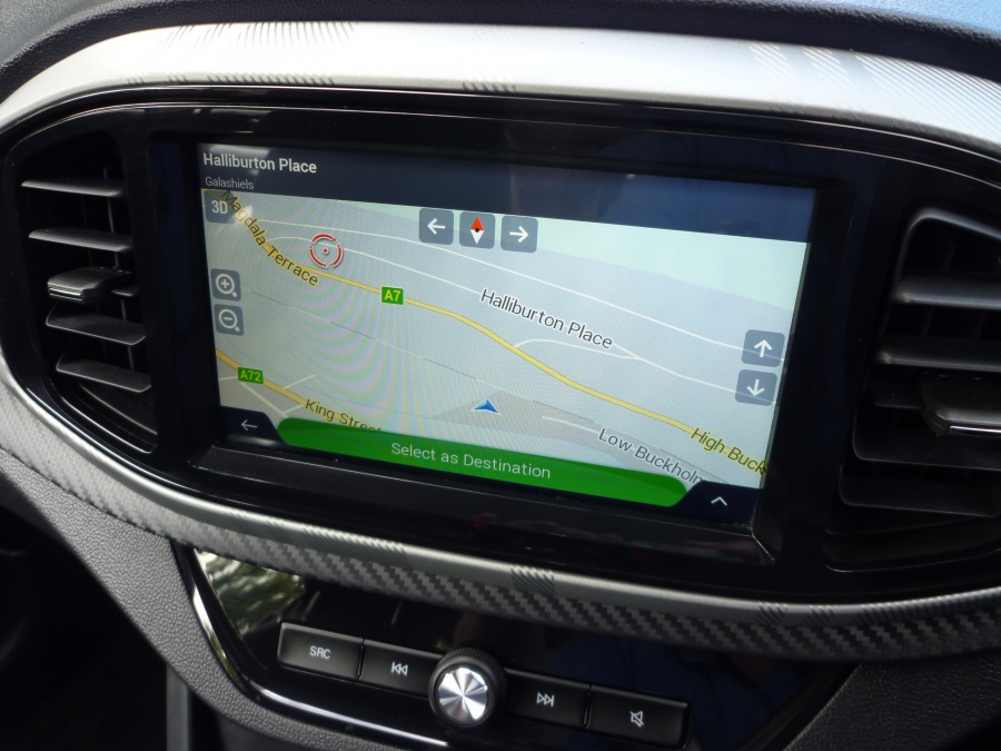 Exclusive Nav 1.5 VTi-TECH