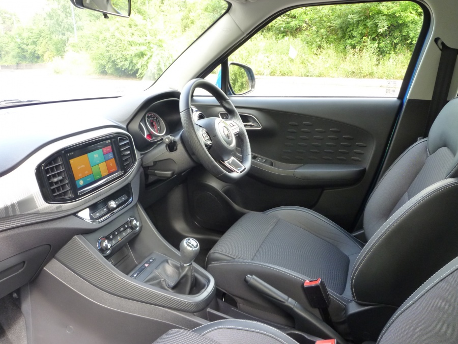 Exclusive Nav 1.5 VTi-TECH