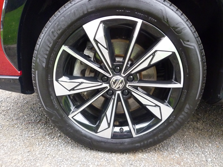 SE 1.5T HEV