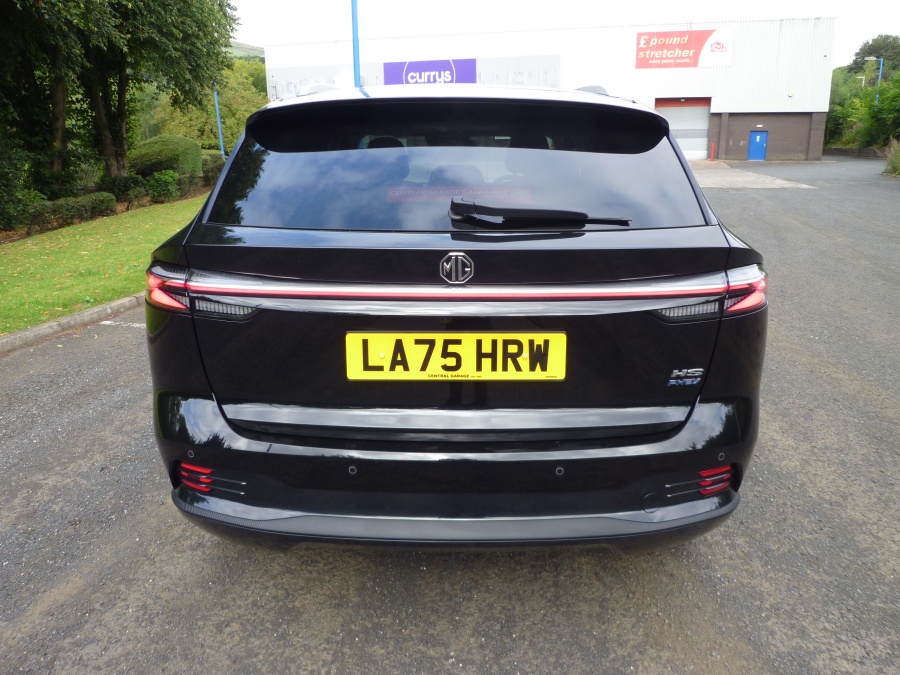 Trophy 1.5 T 24.7 kWh automatic