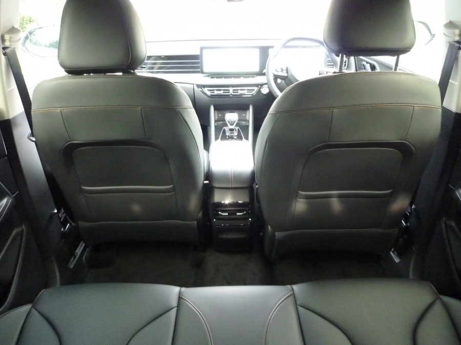 Trophy 1.5 T 24.7 kWh automatic