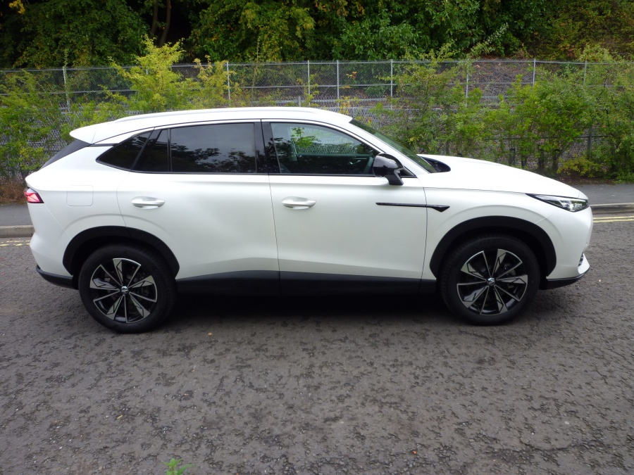 Trophy 1.5T HEV