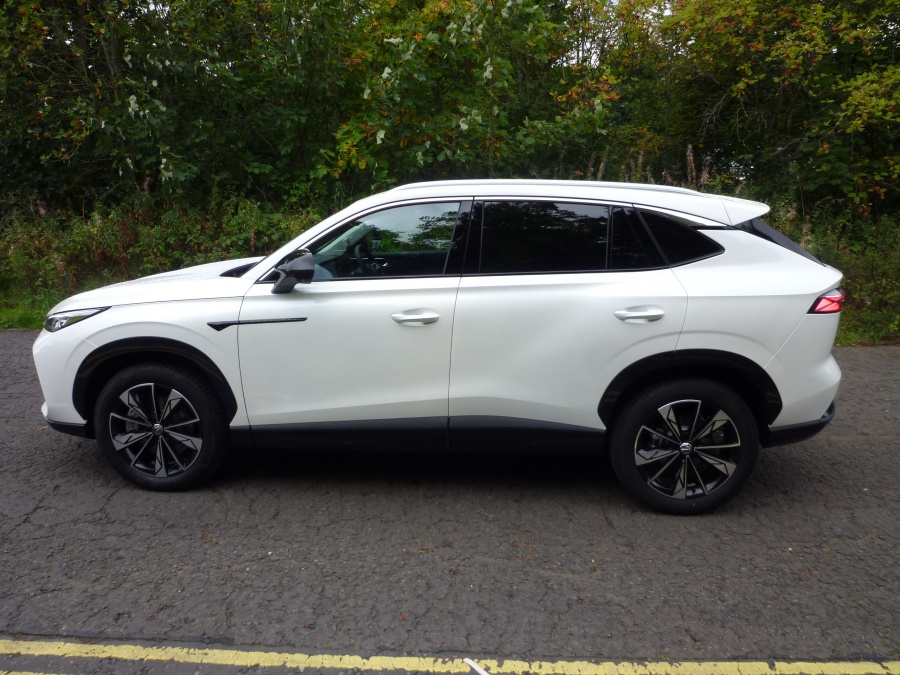 Trophy 1.5T HEV