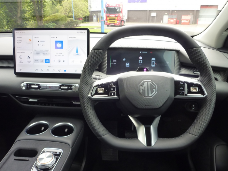 Trophy Long Range 64 kWh