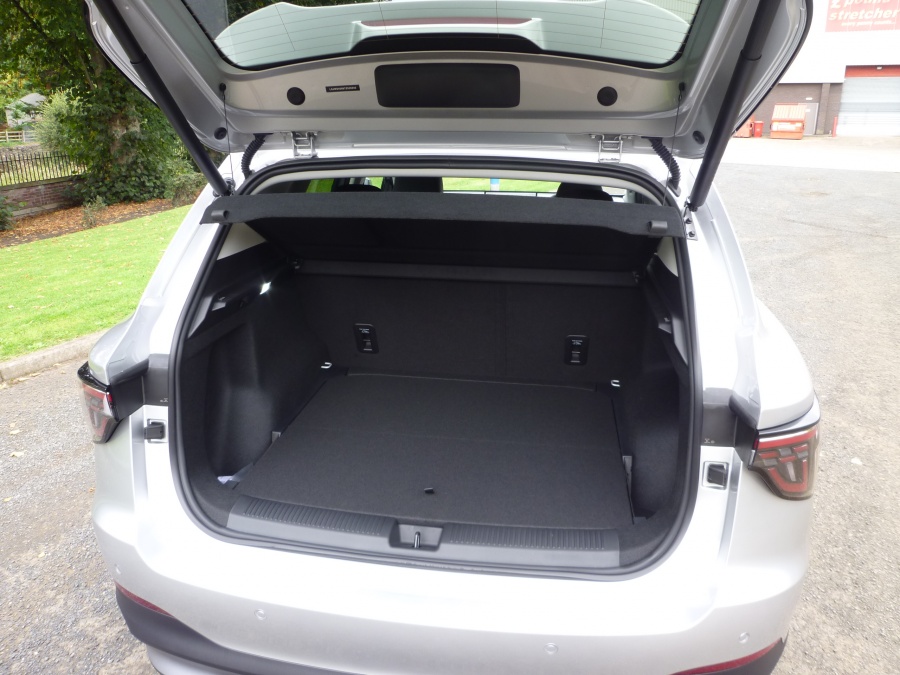 Trophy Long Range 64 kWh