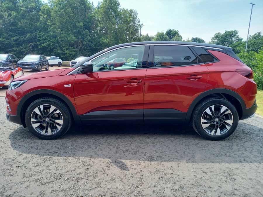 2020 Vauxhall Grandland X thumbnail 4