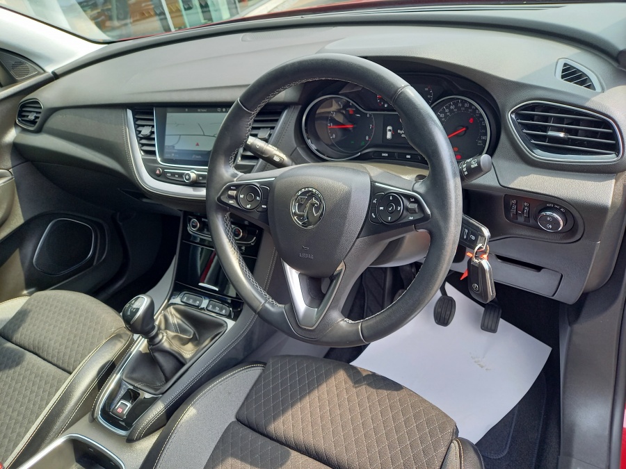 2020 Vauxhall Grandland X thumbnail 16