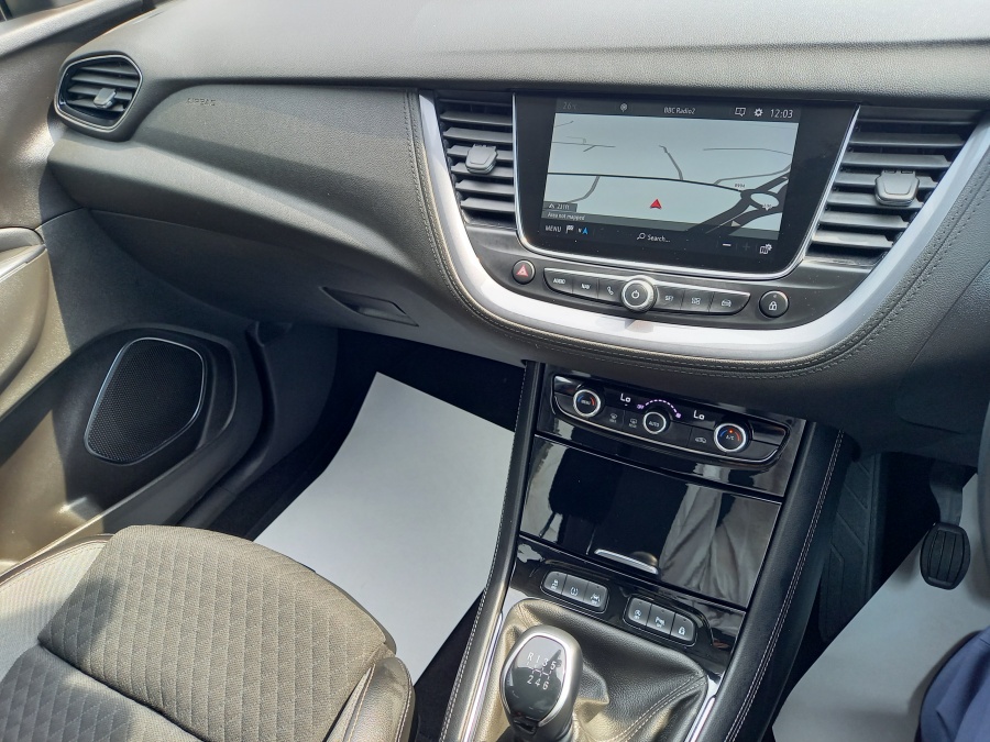 2020 Vauxhall Grandland X thumbnail 17