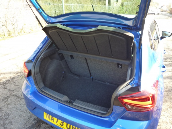 Xcellence Lux 1.0 TSi automatic