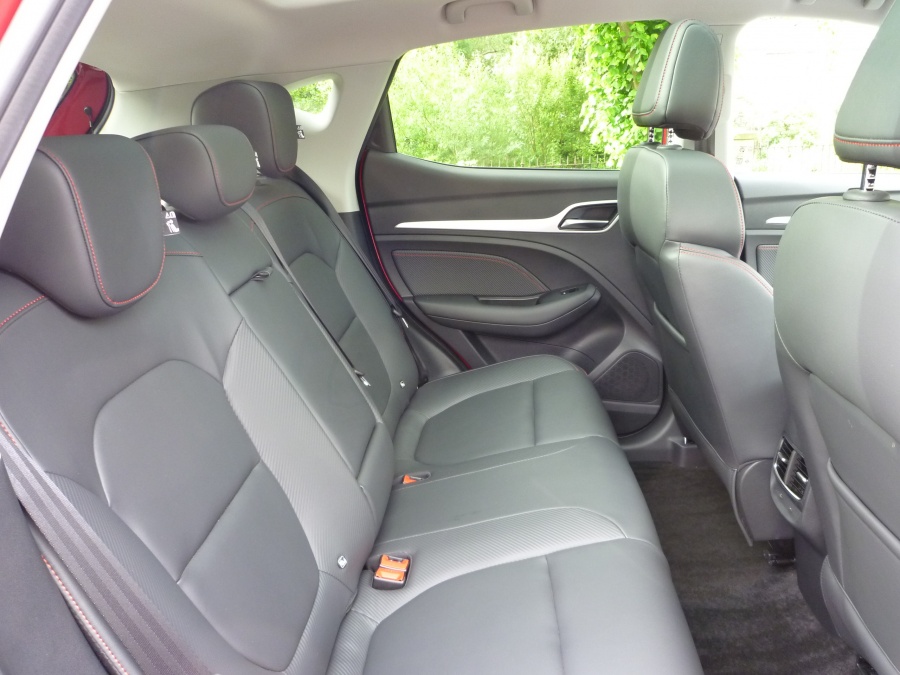 Trophy Standard Range 51.1 kWh