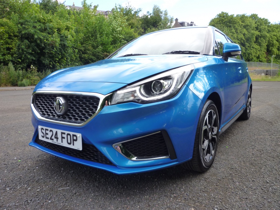 Exclusive Nav 1.5 VTi-TECH